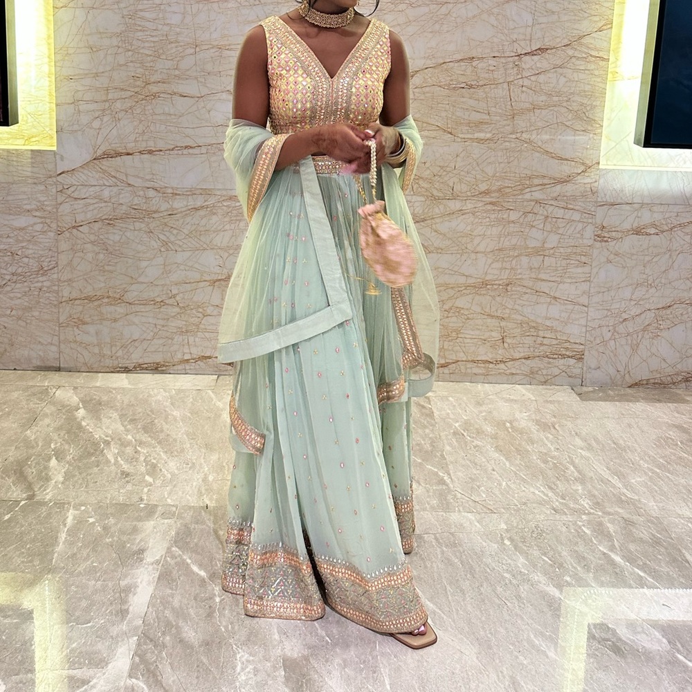 Stunning sea green lehenga excellent condition size M